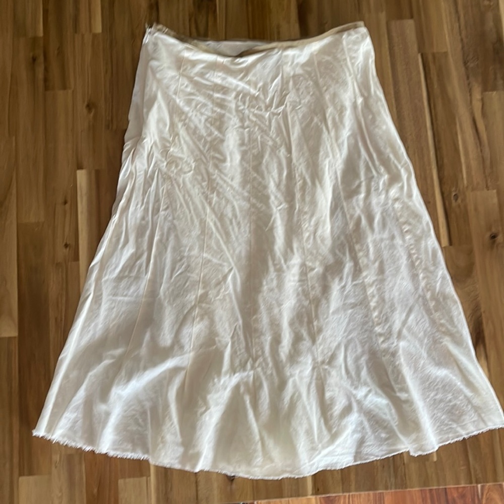 Renfrew ivory cotton skirt.